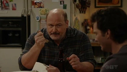 Кадры из сериала Первый брак Джорджи и Мэнди (2024)